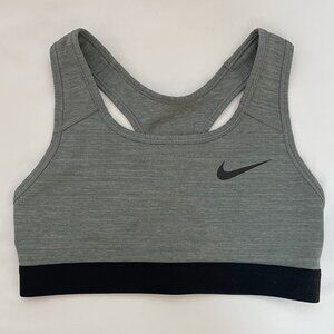 Nike Swoosh Medium Support Non-Padded Sports Bra | Womens XS
